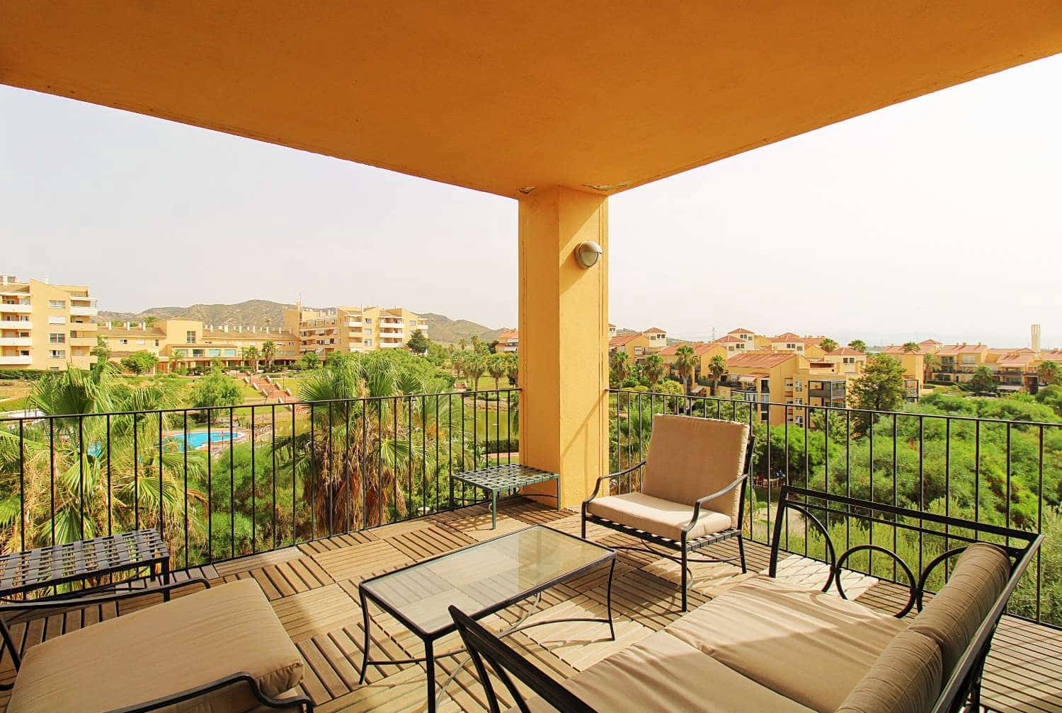 2 sovrum Lägenhet till salu i Alhaurin de la Torre med pool - 367 500 € (Ref: 7177978)