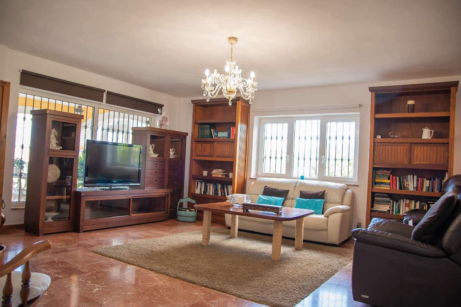 5 camera da letto Villa in vendita in Alhaurin de la Torre con piscina - 725.000 € (Rif: 7220973)