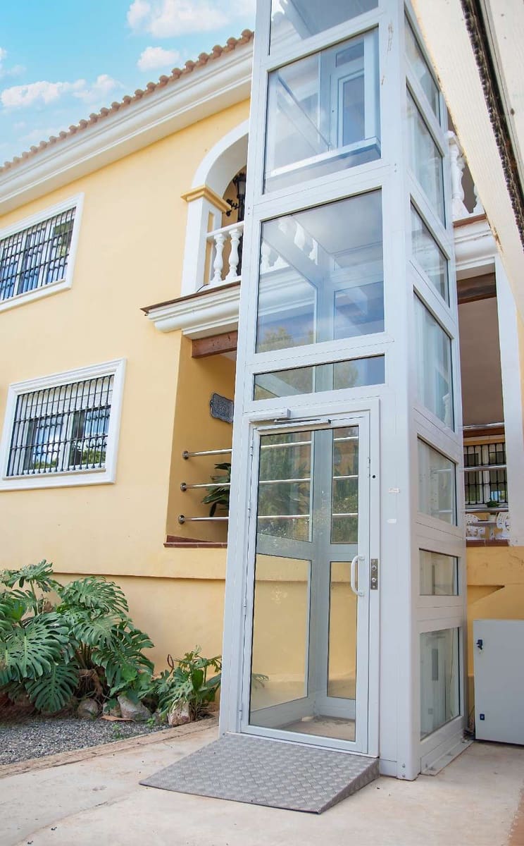 5 camera da letto Villa in vendita in Alhaurin de la Torre con piscina - 725.000 € (Rif: 7220973)