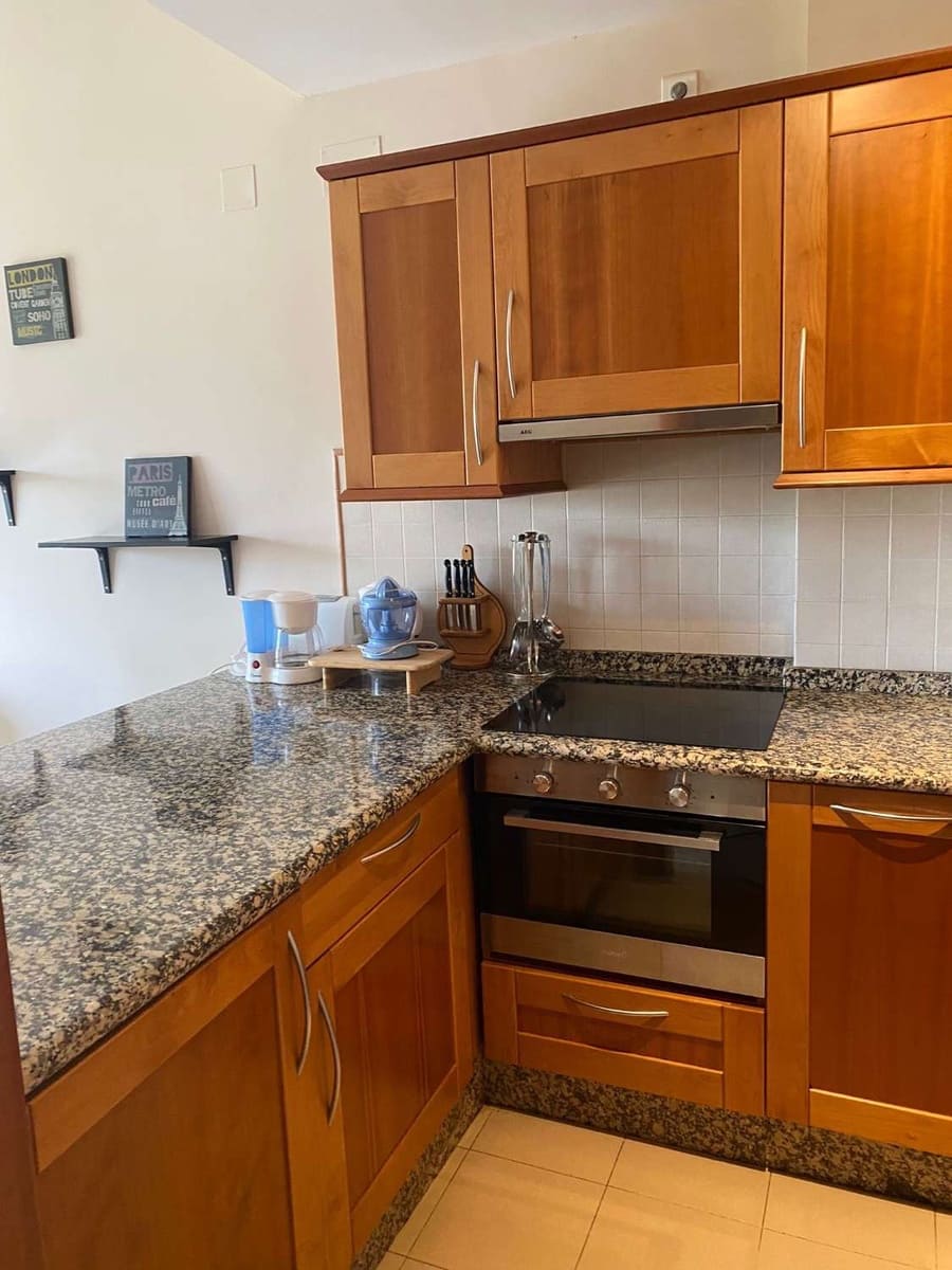 1 soveværelse Lejlighed til leje i Alhaurin de la Torre med swimmingpool - € 900 (Ref: 7330137)