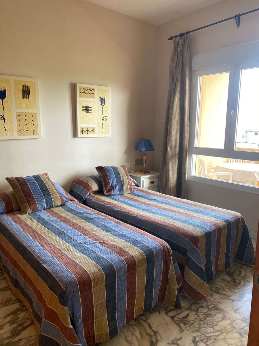 1 soveværelse Lejlighed til leje i Alhaurin de la Torre med swimmingpool - € 900 (Ref: 7330137)
