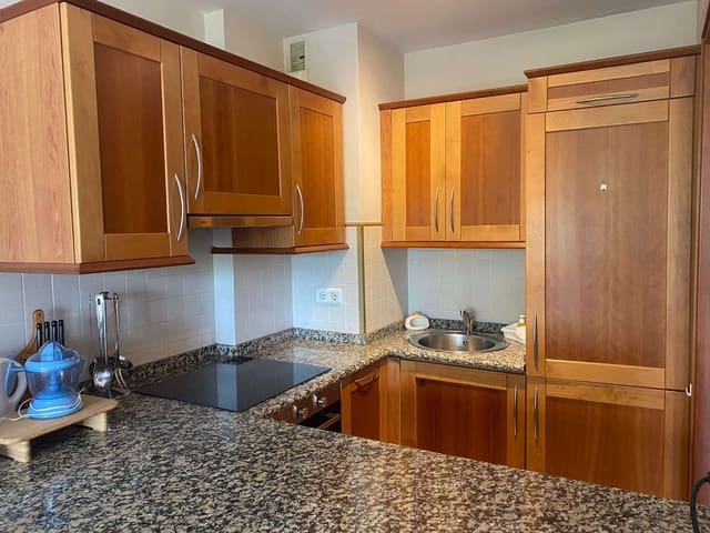 1 soveværelse Lejlighed til leje i Alhaurín de la Torre med swimmingpool - € 900 (Ref: 7330137)