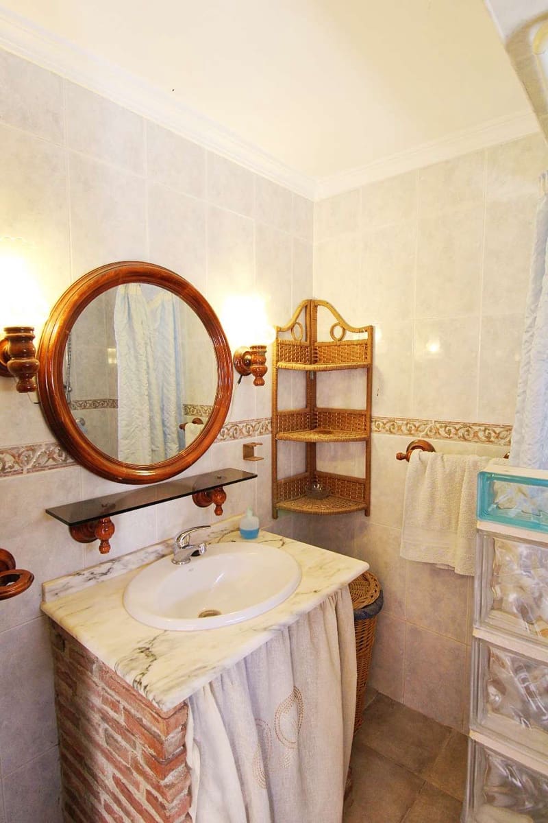 5 quarto Moradia para venda em Alhaurin de la Torre - 595 000 € (Ref: 7738003)