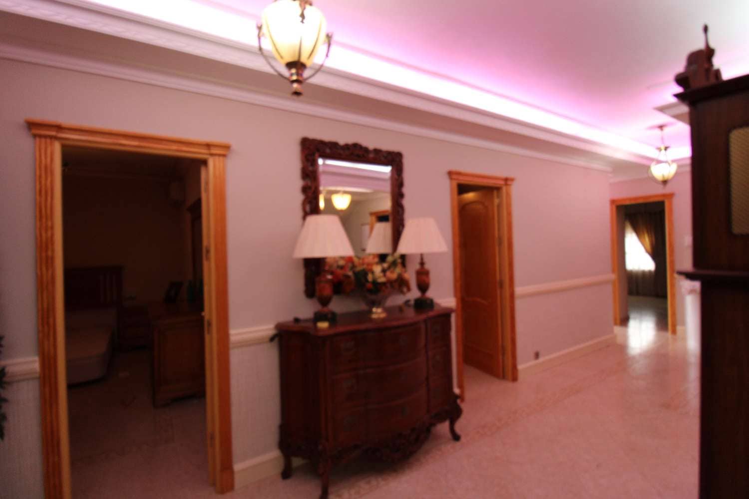 6 soverom Villa til salgs i Alhaurin de la Torre med svømmebasseng - € 598 000 (Ref: 7889930)