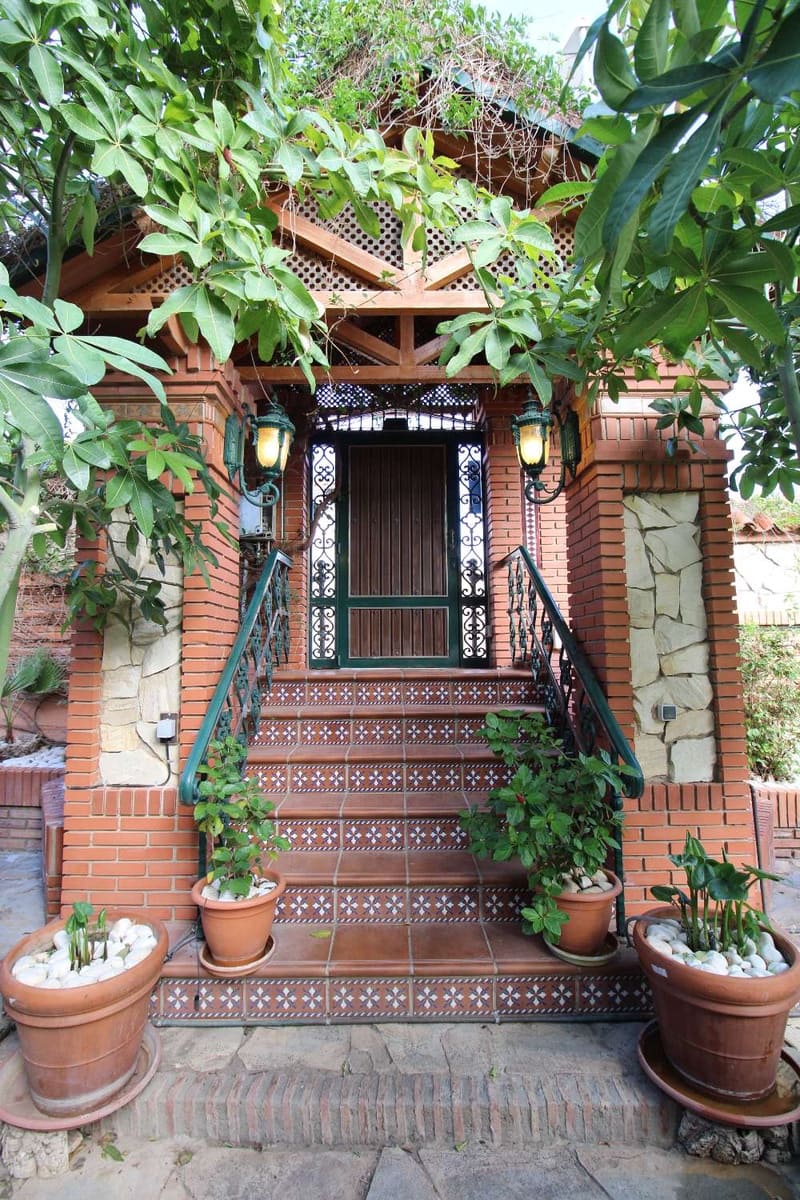 6 soverom Villa til salgs i Alhaurin de la Torre med svømmebasseng - € 598 000 (Ref: 7889930)