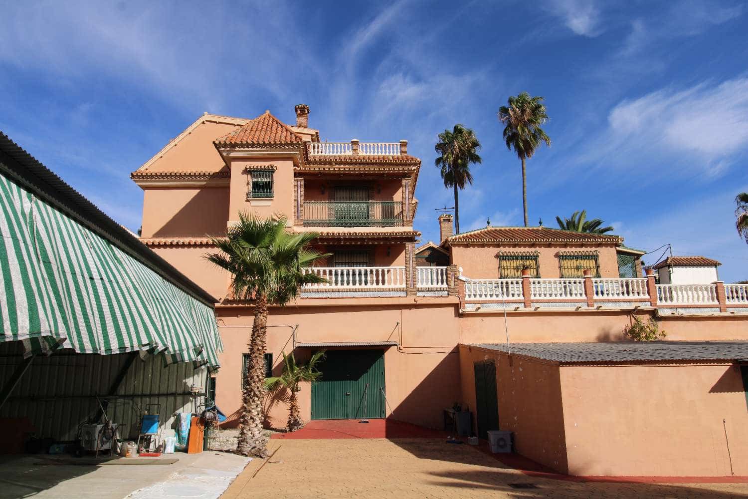 6 soverom Villa til salgs i Alhaurin de la Torre med svømmebasseng - € 598 000 (Ref: 7889930)