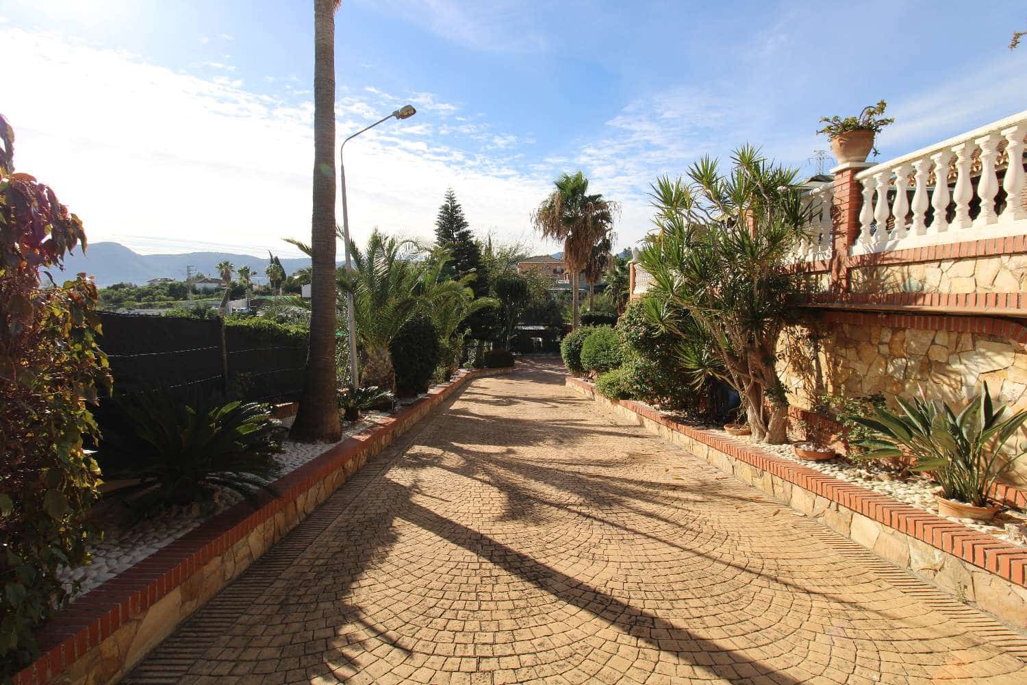 6 soverom Villa til salgs i Alhaurin de la Torre med svømmebasseng - € 598 000 (Ref: 7889930)