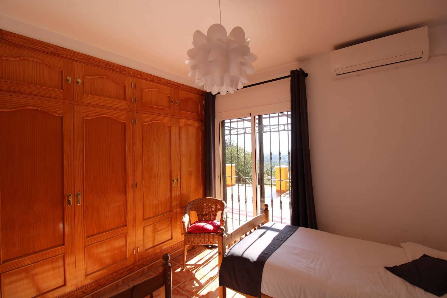 3 bedroom Villa for rent in Alhaurin de la Torre with pool - € 2,300 (Ref: 8165034)