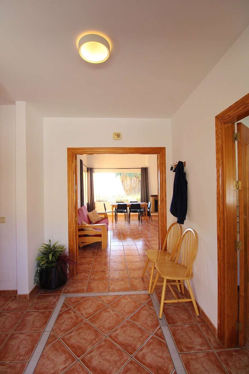 3 bedroom Villa for rent in Alhaurin de la Torre with pool - € 2,300 (Ref: 8165034)