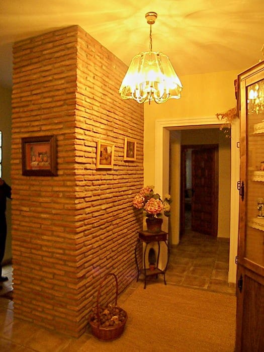 4 Zimmer Villa zu vermieten in Alhaurin de la Torre mit Pool - 2.500 € (Ref: 8511473)