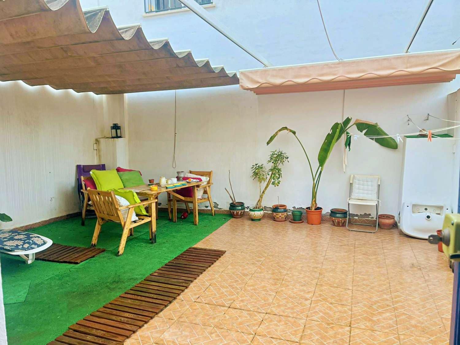 4 soveværelse Rækkehus til salg i Cartama med swimmingpool - € 370.000 (Ref: 8697825)