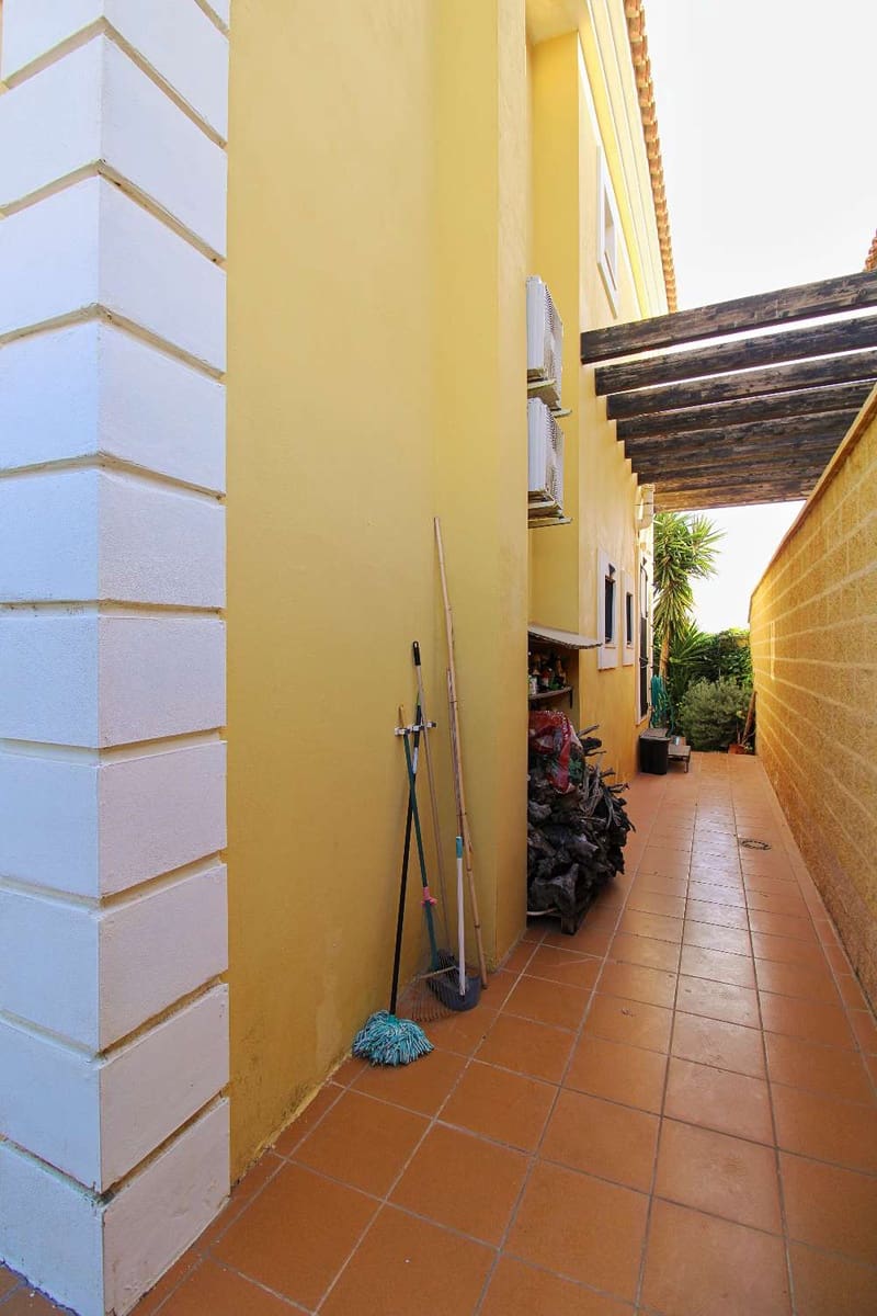 3 sovrum Villa till salu i Alhaurin de la Torre - 495 000 € (Ref: 8705908)