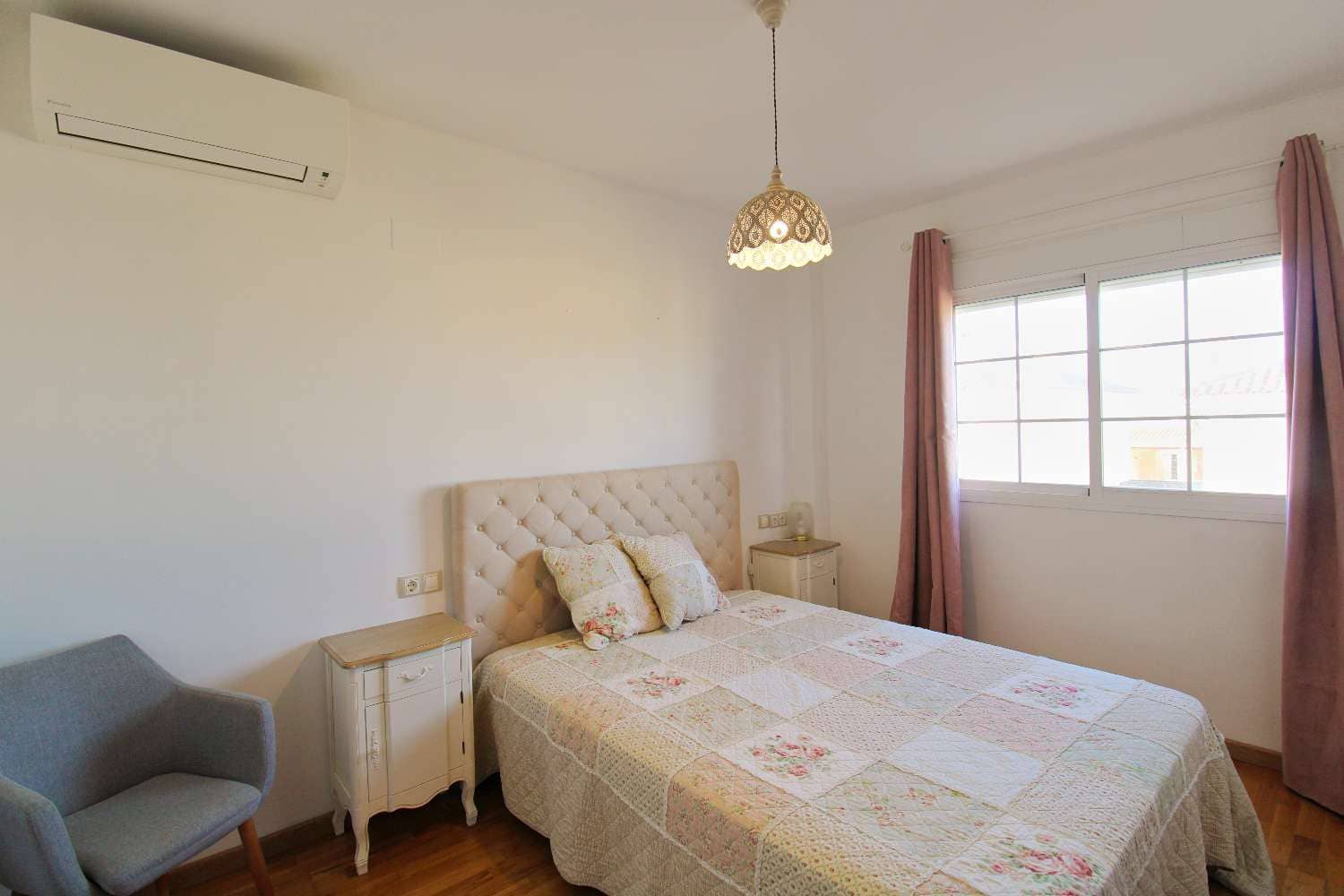 3 sovrum Villa till salu i Alhaurin de la Torre - 495 000 € (Ref: 8705908)