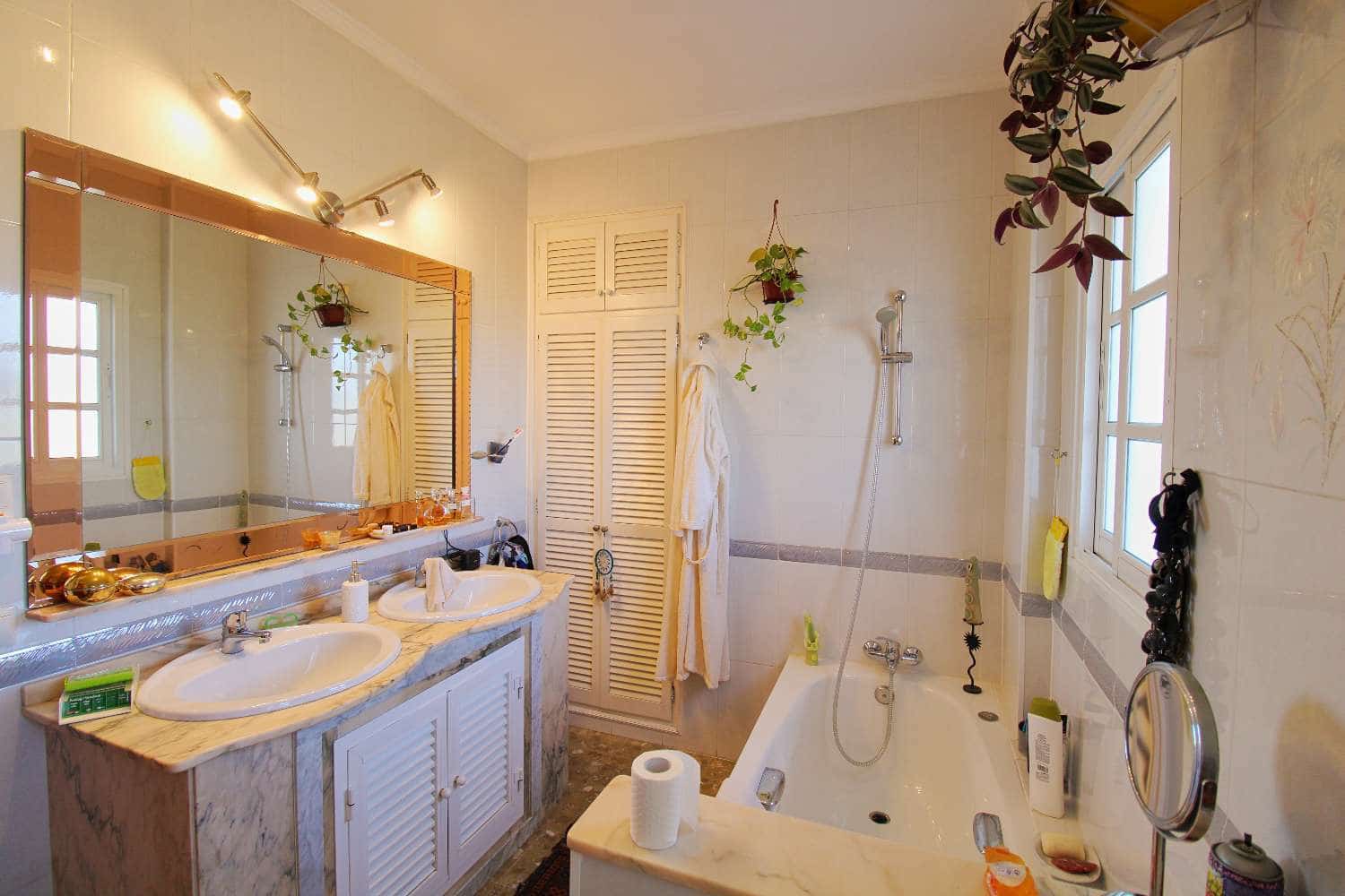 5 sypialnia Willa na sprzedaż w Alhaurin de la Torre z basenem - 650 000 € (Ref: 8743126)