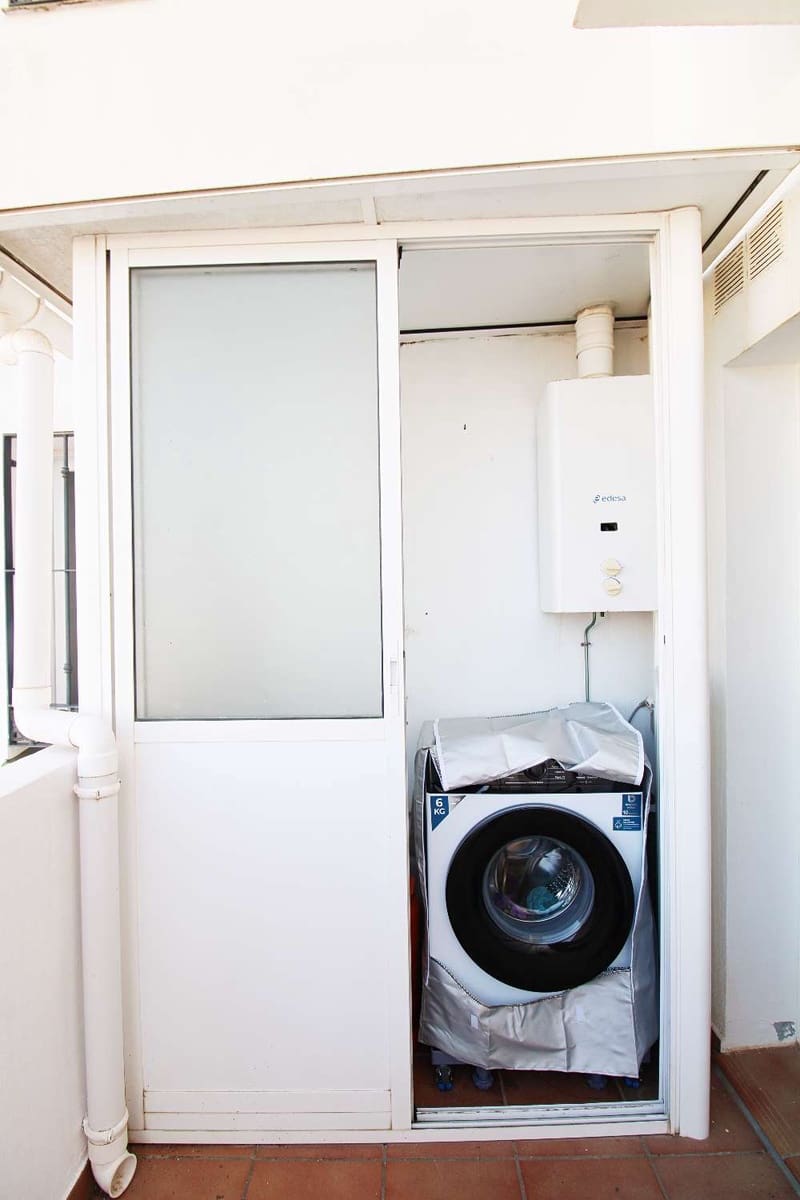 3 bedroom Flat for sale in Alhaurin de la Torre with garage - € 320,000 (Ref: 8769948)