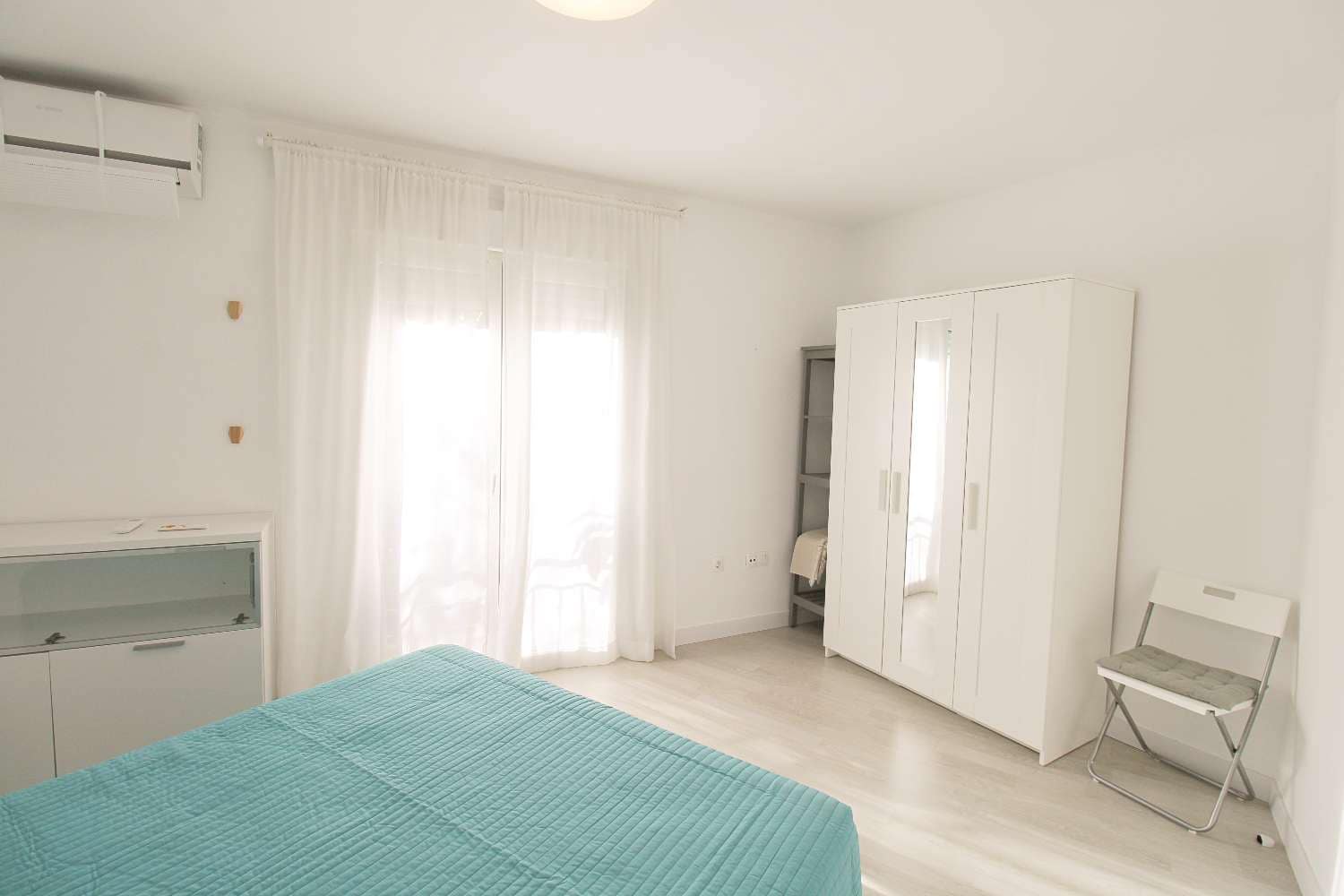 3 bedroom Flat for sale in Alhaurin de la Torre with garage - € 320,000 (Ref: 8769948)