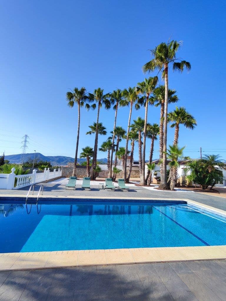 4 chambre Villa/Maison à vendre à Alhaurin de la Torre avec piscine - 840 000 € (Ref: 8805840)