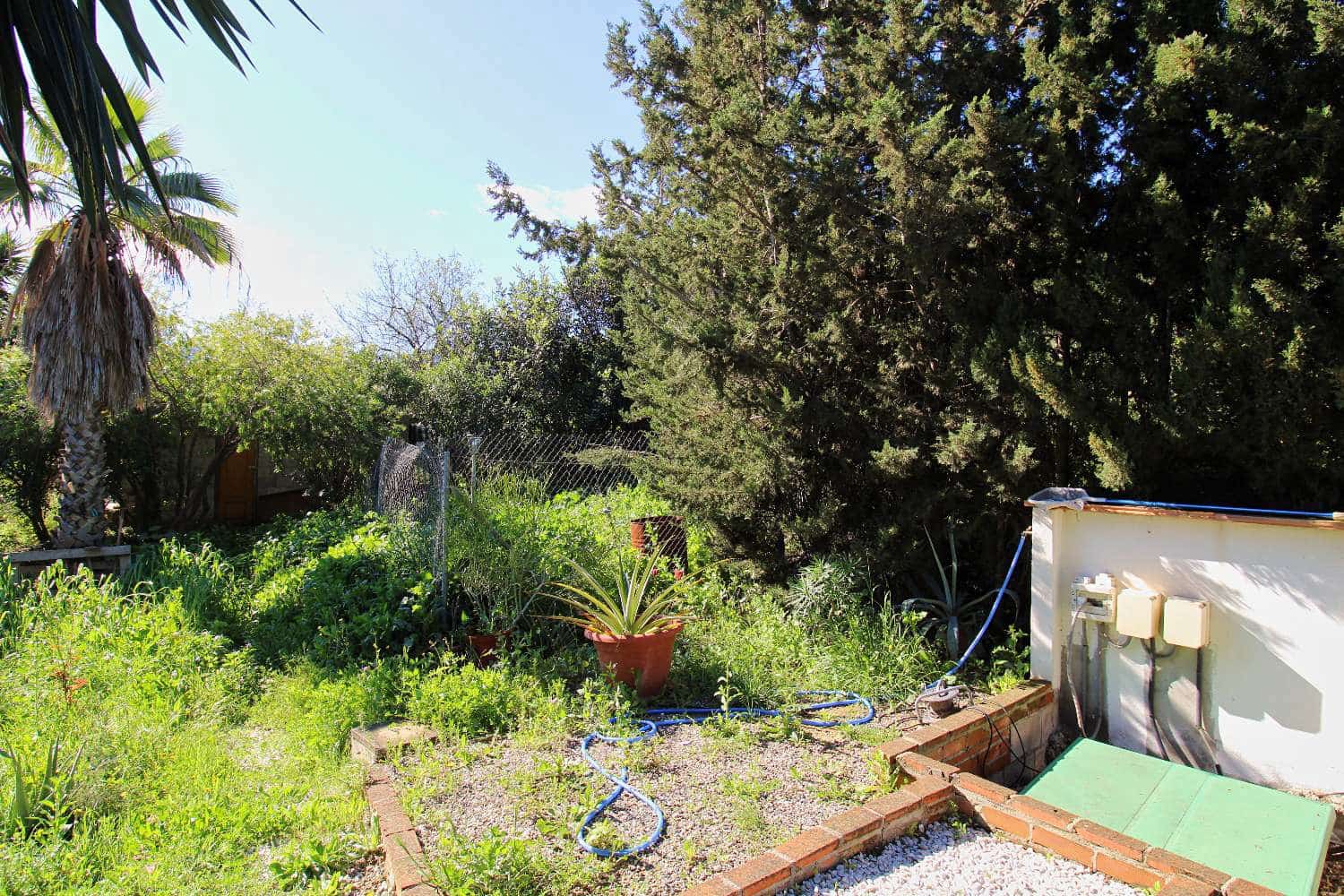 2 soveværelse Finca/Landehus til salg i Alhaurin de la Torre med swimmingpool - € 350.000 (Ref: 8879603)