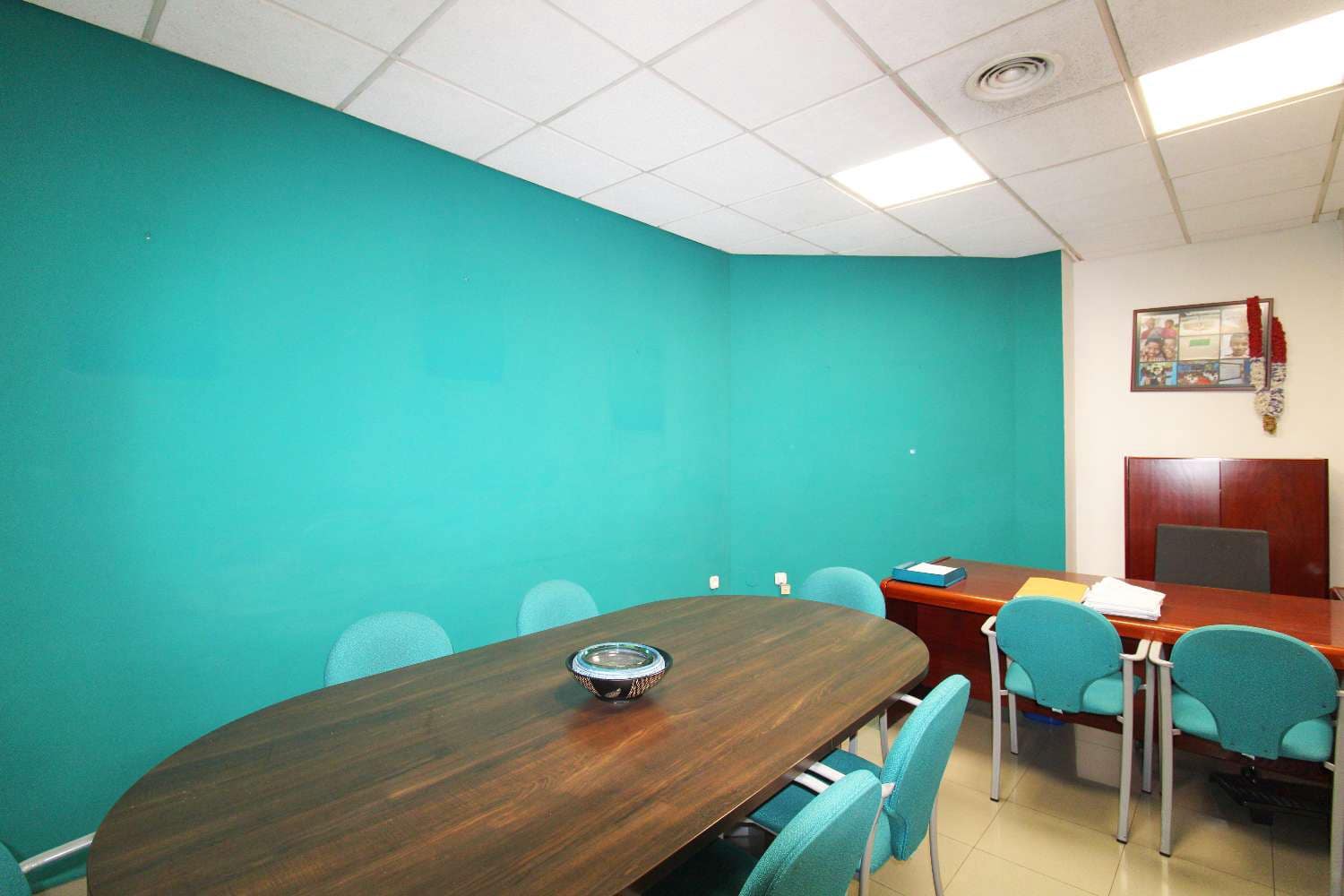 Erhverv til salg i Malaga by - € 360.000 (Ref: 8912691)