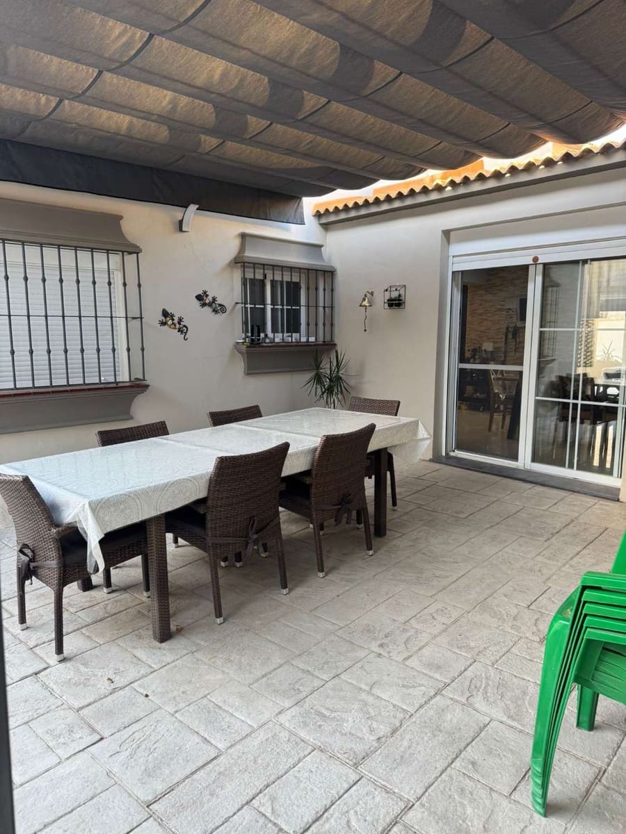 7 quarto Moradia para venda em Alhaurin de la Torre com piscina - 740 000 € (Ref: 9118532)