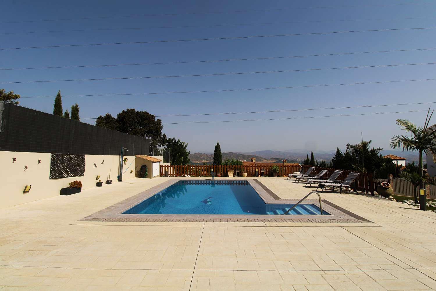 7 quarto Moradia para venda em Alhaurin de la Torre com piscina - 740 000 € (Ref: 9118532)