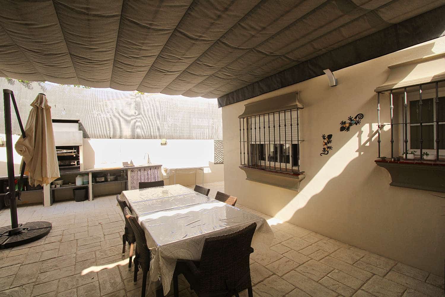 7 quarto Moradia para venda em Alhaurin de la Torre com piscina - 740 000 € (Ref: 9118532)