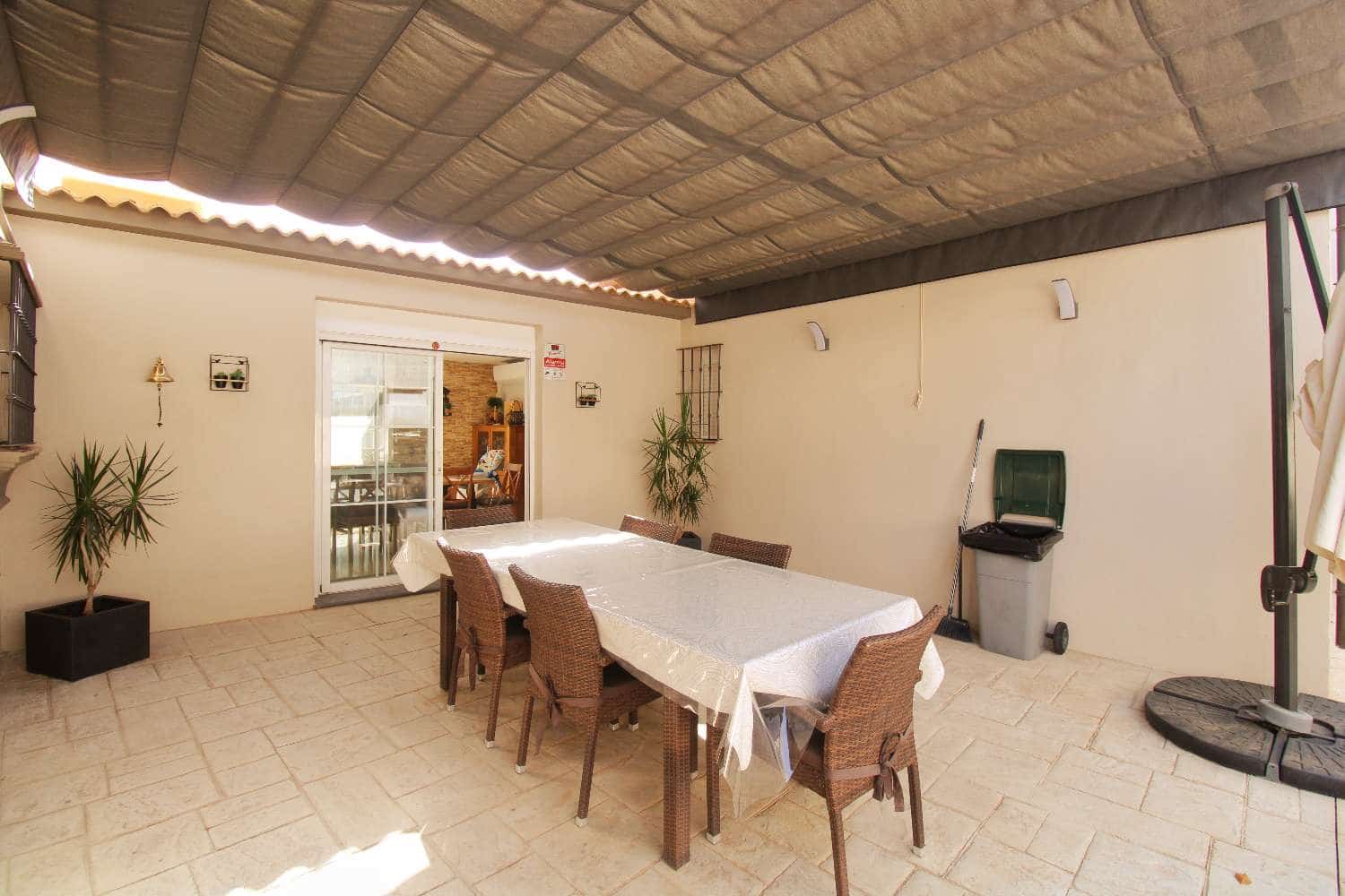 7 quarto Moradia para venda em Alhaurin de la Torre com piscina - 740 000 € (Ref: 9118532)