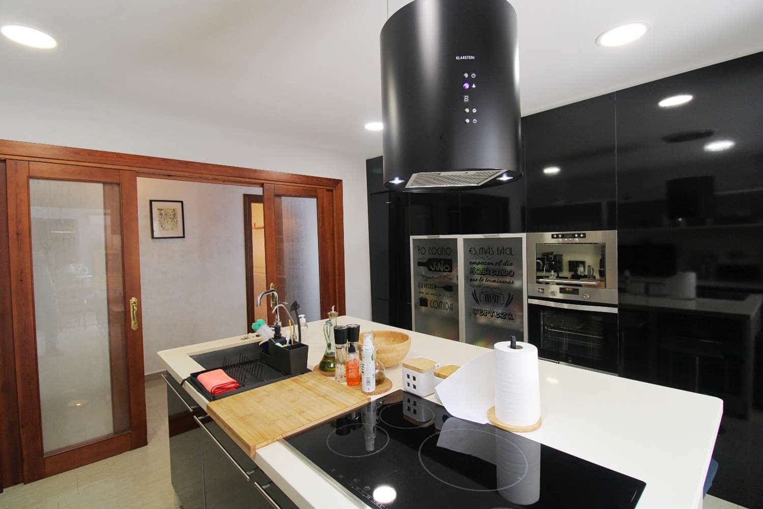 7 quarto Moradia para venda em Alhaurin de la Torre com piscina - 740 000 € (Ref: 9118532)