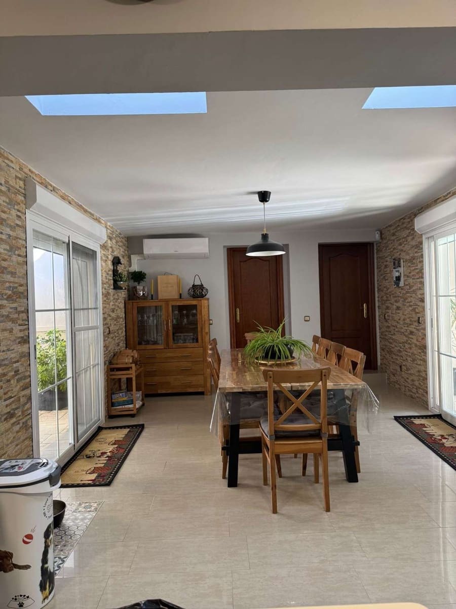 7 quarto Moradia para venda em Alhaurin de la Torre com piscina - 740 000 € (Ref: 9118532)