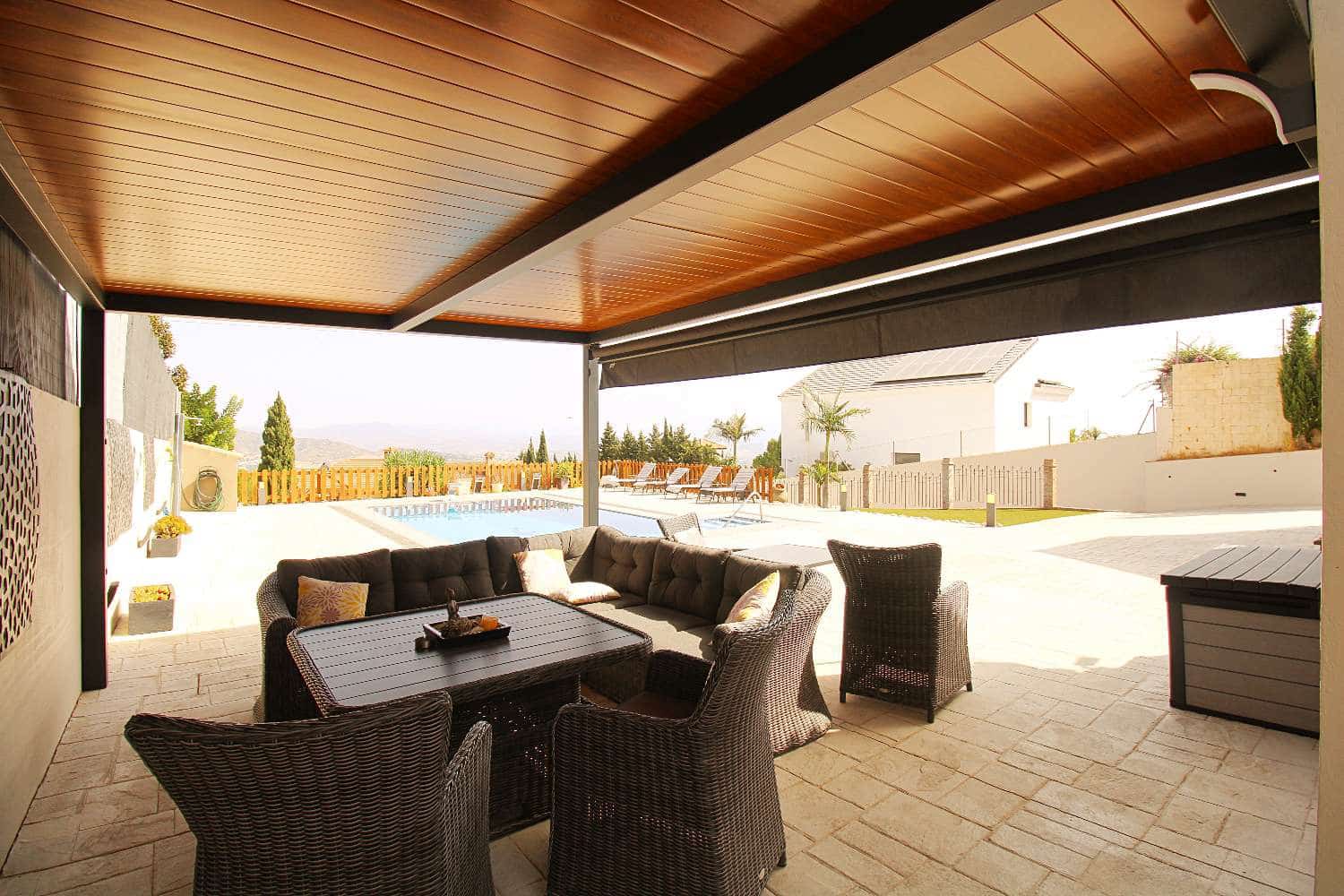 7 quarto Moradia para venda em Alhaurin de la Torre com piscina - 740 000 € (Ref: 9118532)