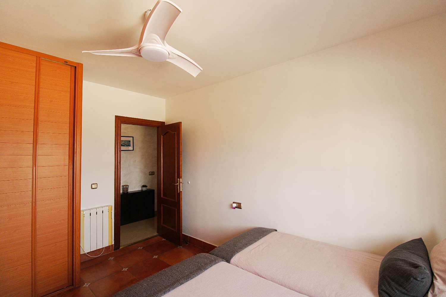 7 quarto Moradia para venda em Alhaurin de la Torre com piscina - 740 000 € (Ref: 9118532)