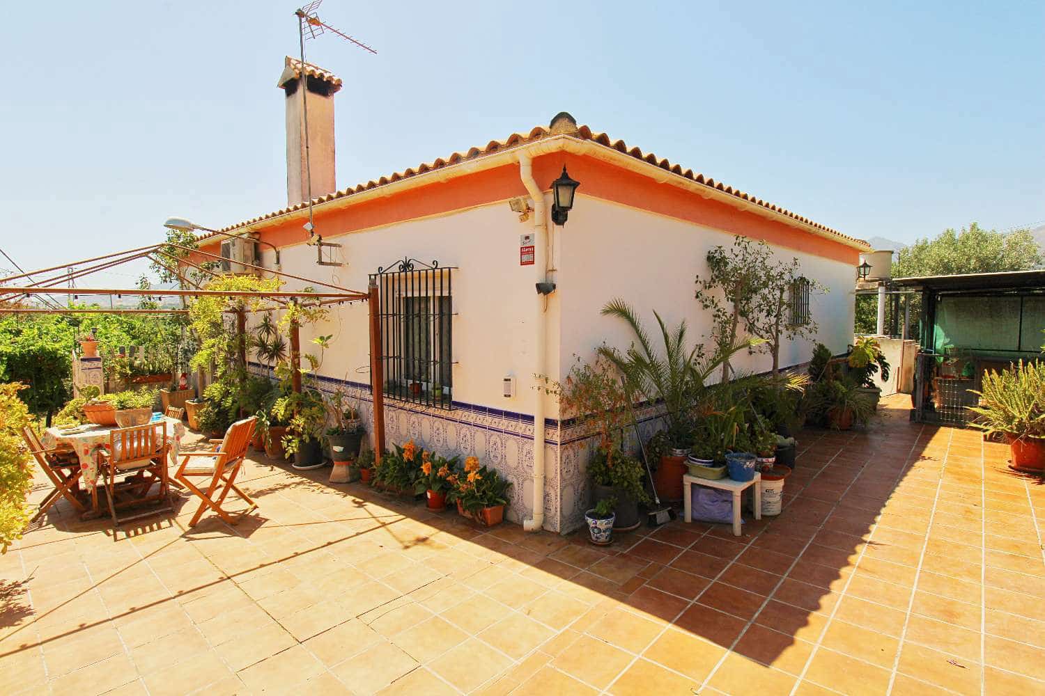 3 soveværelse Finca/Landehus til salg i Alhaurin de la Torre med swimmingpool - € 250.000 (Ref: 9126506)