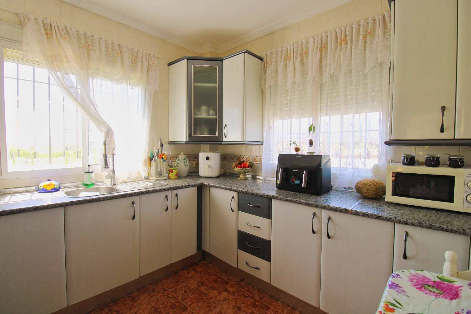 3 soveværelse Finca/Landehus til salg i Alhaurin de la Torre med swimmingpool - € 250.000 (Ref: 9126506)