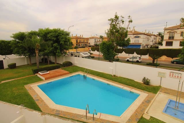 4 slaapkamer Rijtjeshuis te huur in Alhaurín de la Torre met zwembad - € 1.700 (Ref: 9136872)