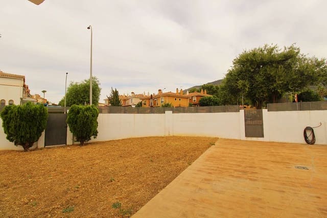 4 sovrum Radhus att hyra i Alhaurín de la Torre med pool - 1 700 € (Ref: 9136872)