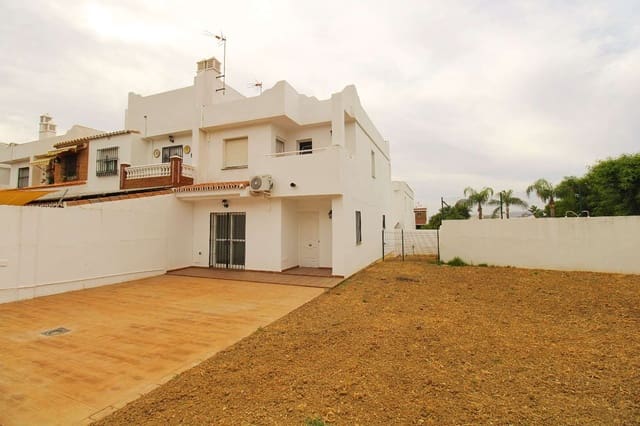 4 sovrum Radhus att hyra i Alhaurín de la Torre med pool - 1 700 € (Ref: 9136872)