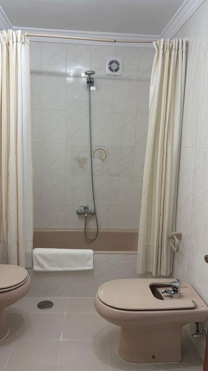 3 makuuhuone Asunto vuokrattavana paikassa Malaga kaupunki mukana 
autotalli - 1 950 € (Ref: 9136873)