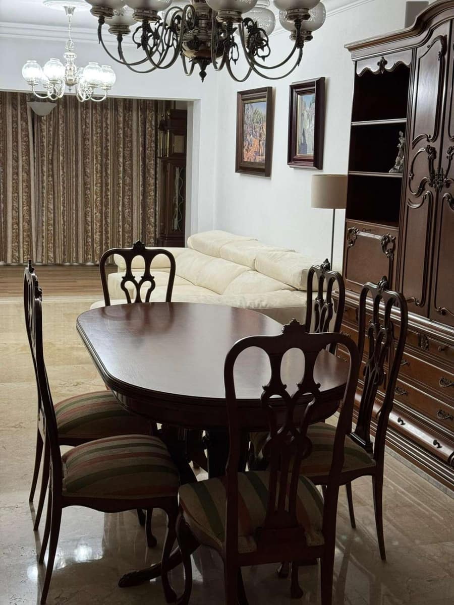 3 makuuhuone Asunto vuokrattavana paikassa Malaga kaupunki mukana 
autotalli - 1 950 € (Ref: 9136873)