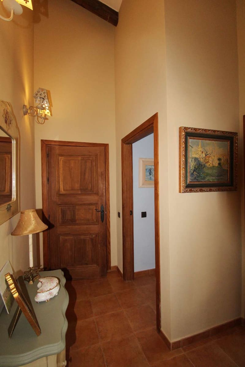 4 quarto Moradia para venda em Alhaurin de la Torre com piscina - 650 000 € (Ref: 9141314)