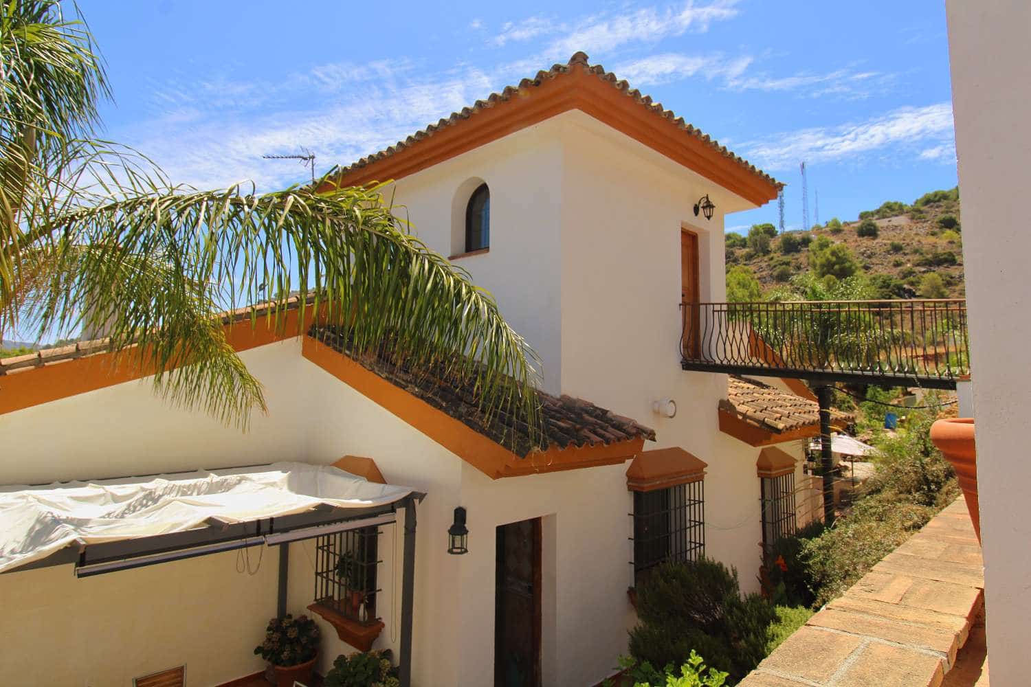 4 quarto Moradia para venda em Alhaurin de la Torre com piscina - 650 000 € (Ref: 9141314)