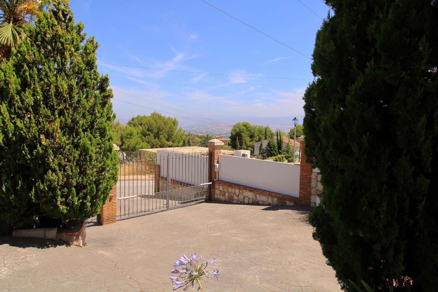 4 quarto Moradia para venda em Alhaurin de la Torre com piscina - 650 000 € (Ref: 9141314)