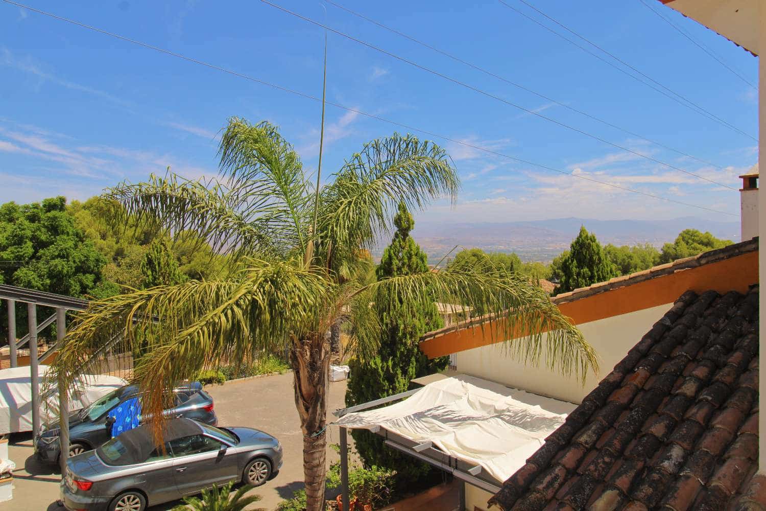 4 quarto Moradia para venda em Alhaurin de la Torre com piscina - 650 000 € (Ref: 9141314)