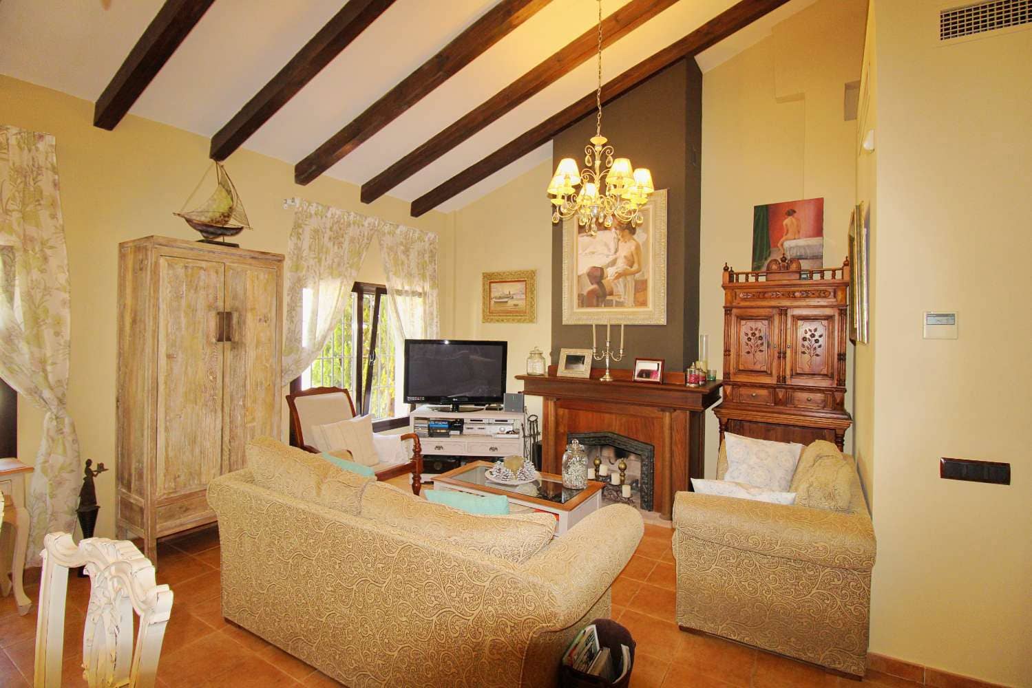 4 quarto Moradia para venda em Alhaurin de la Torre com piscina - 650 000 € (Ref: 9141314)