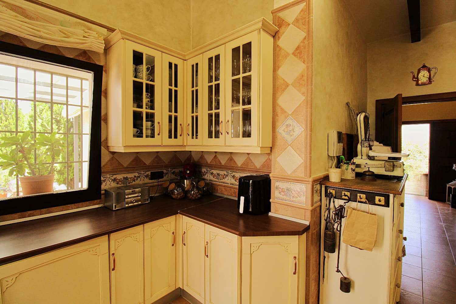 4 quarto Moradia para venda em Alhaurin de la Torre com piscina - 650 000 € (Ref: 9141314)