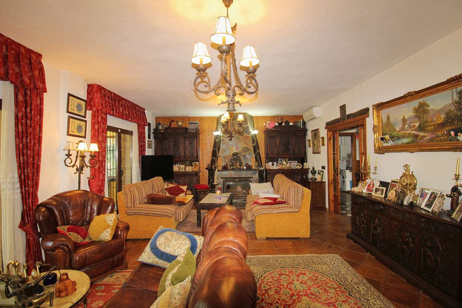 5 sovrum Villa till salu i Alhaurin de la Torre med pool - 735 000 € (Ref: 9151696)