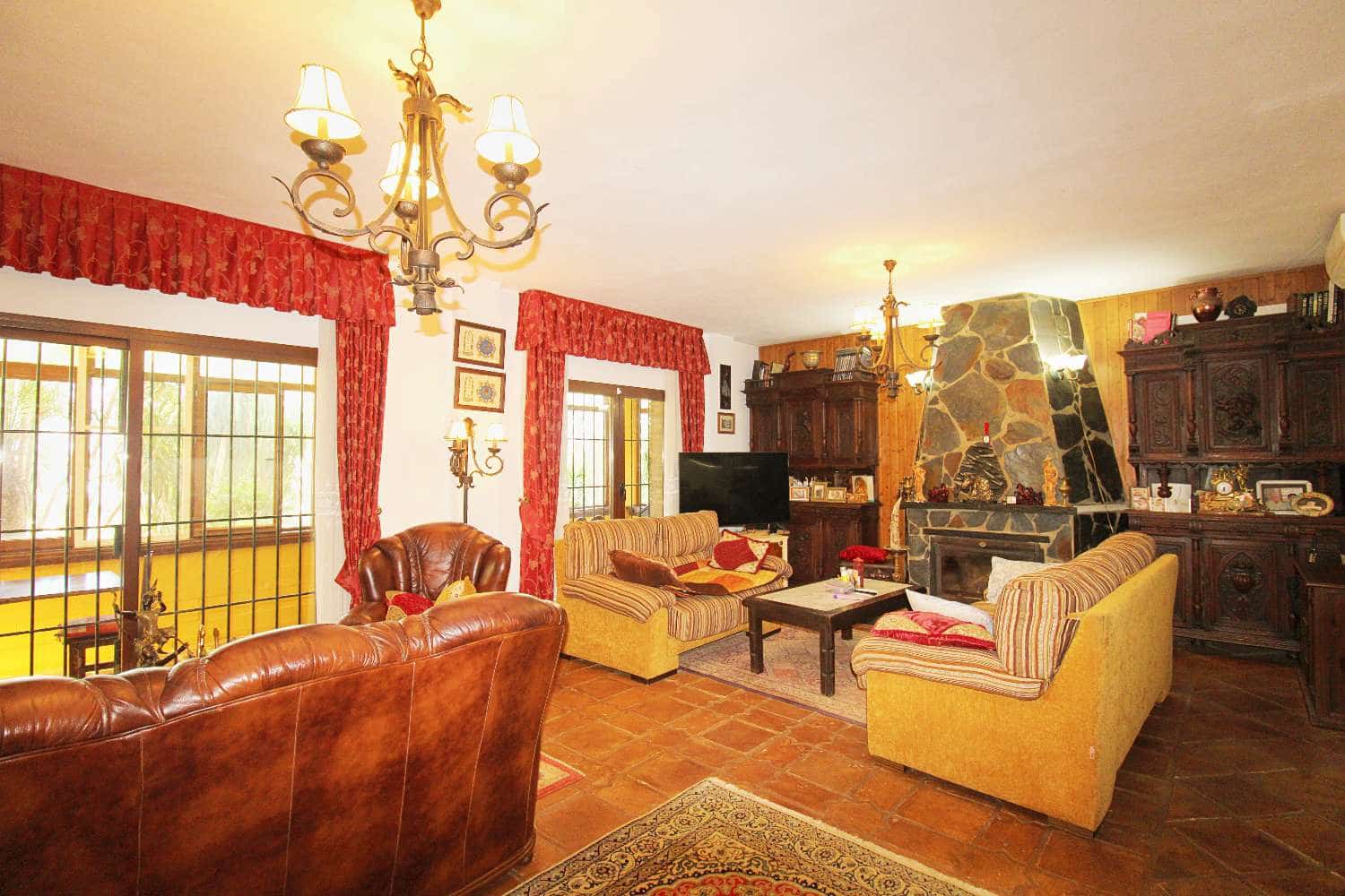 5 sovrum Villa till salu i Alhaurin de la Torre med pool - 735 000 € (Ref: 9151696)