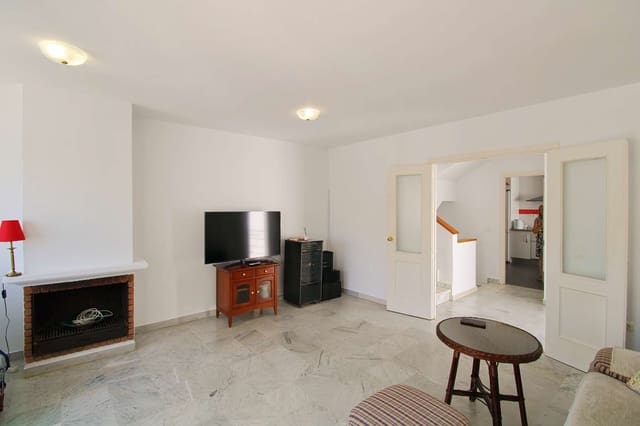 3 soveværelse Rækkehus til salg i Alhaurín de la Torre - € 425.000 (Ref: 9151697)