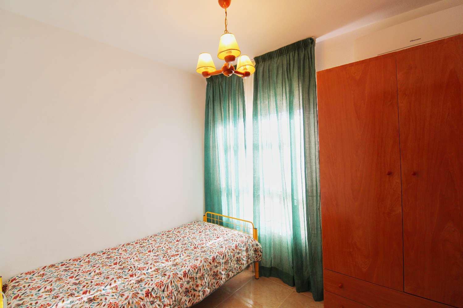 3 bedroom Penthouse for rent in Alhaurin de la Torre with garage - € 1,400 (Ref: 9165483)