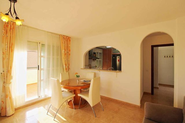 Ático de 3 habitaciones en Alhaurín de la Torre en alquiler con garaje - 1.400 € (Ref: 9165483)