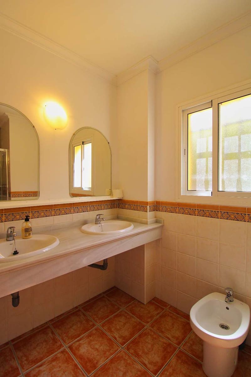 3 soverom Villa til leie i Alhaurin de la Torre med svømmebasseng - € 2 500 (Ref: 9169316)